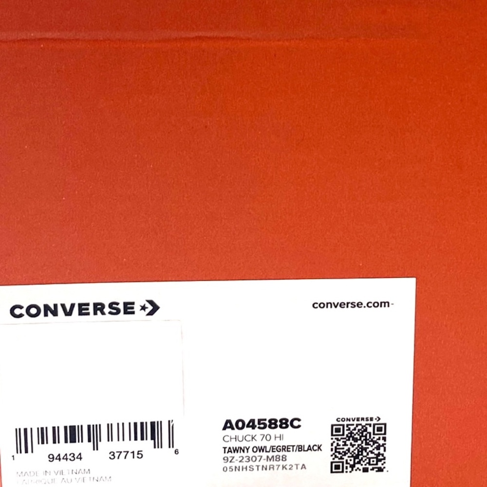Converse Chuck 70 Tawny Owl For Men Shoes Canvas Sneakers High Top Skate A04588C - Picture 8 of 9